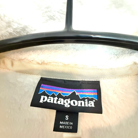 Patagonia Women's Lightweight Snap-T® Fleece Pullover - Picture 4 of 5